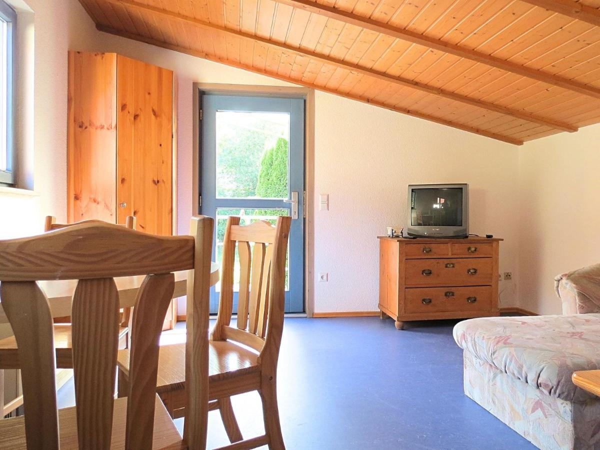 Charming Apartment With Private Terrace Bad Wildungen Buitenkant foto
